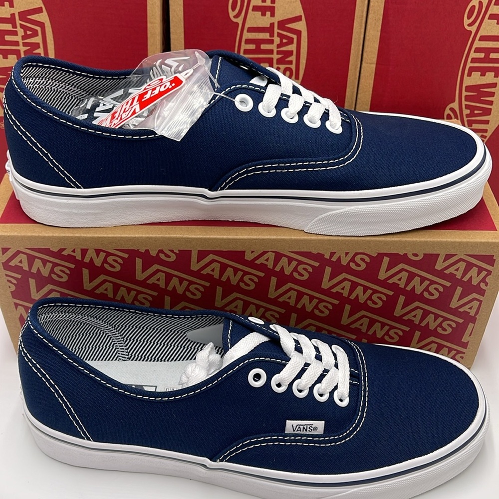 Vans WMNS Authentic (Angstrping) Dress blue/True White 
VN000EE332D
Sneakers - Picture 4 of 16